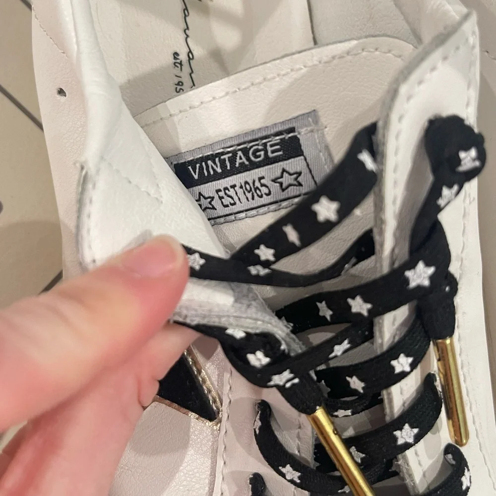 Vintage Havana Bianca Sneakers - Picture 5 of 12